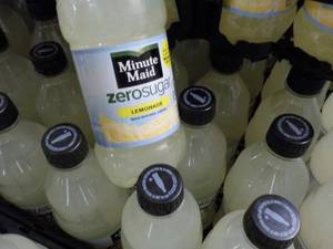 Case of 24 bottles Minute Maid Zero...