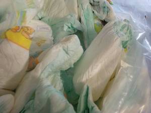 Bags of 100 or so newborn 3 month d...