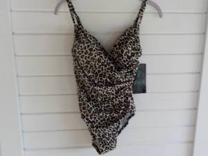 Kona Sol 2 piece swimsuit size S ne...