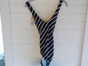 Kona Sol one piece swimsuit size M ...