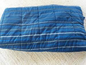 twin size bedspread...