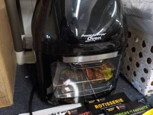 Power Air Fryer oven - with 2 trays...
