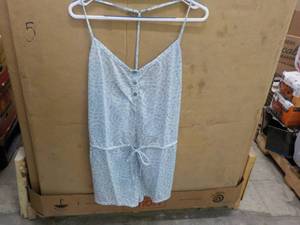 12 size L light blue C&C California...