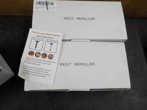 2 boxes 2 pack each Solar Powered m...