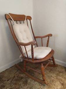 lot 30 image: Wood Rocking Chair