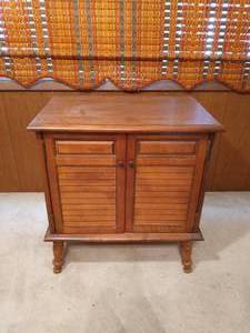 lot 37 image: Vintage Record Cabinet