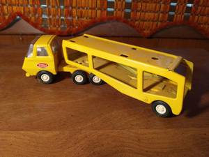 lot 16 image: Tonka Car Hauler