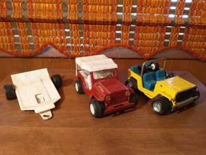 lot 17 image: Collection Of Misc. Toy Cars