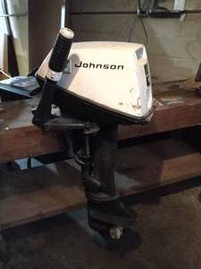 lot 18 image: Johnson 1968 Sea Horse Boat Motor