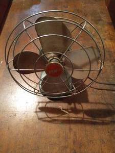 lot 23 image: Vintage M. Graw Zero Metal Fan