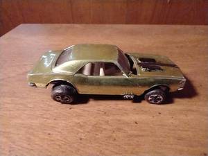 lot 46 image: 1967 Hot wheels Redline Custom Camaro