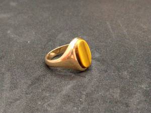 lot 116 image: 14k Gold Ring