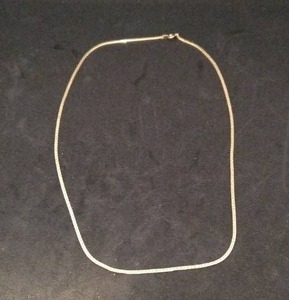 lot 120 image: 14k Gold Necklace