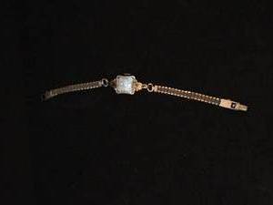 lot 126 image: 14k Gold Watch