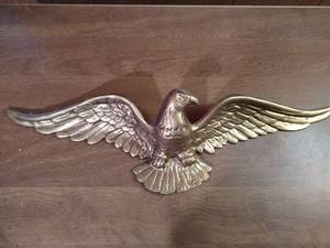 lot 70 image: Two Pieces Of Eagle Dcor
