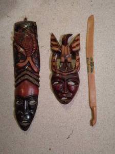 lot 81 image: Collection Of Carved Wood Dcor