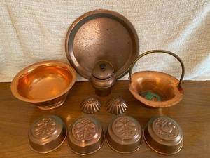 lot 200 image: Collection of Copper Kitchen Items