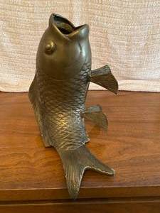 lot 208 image: Brass Coy Fish