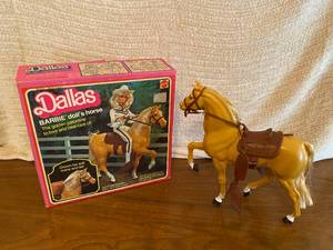 lot 219 image: Mattel Dallas Barbie Dolls Horse