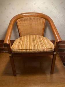 lot 230 image: Mid Century Wicker back Chair