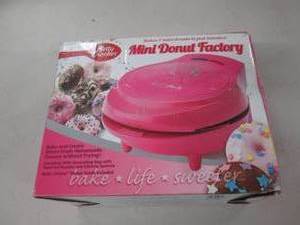 betty crocker mini donut factory ...