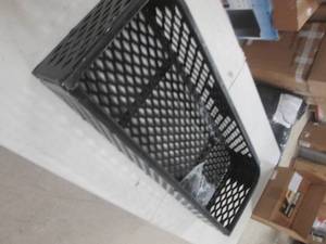 moose utility mesh rack front for a...