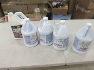 4 gallonms of blast bleach and 1 ga...