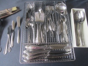 lot 35 image: Stainless Flatware