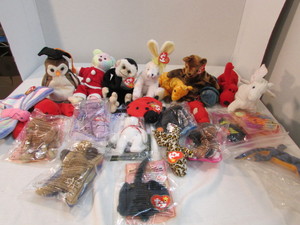 lot 9 image: Beanie Plush Toys