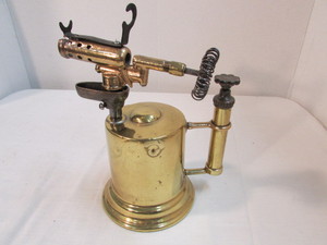 lot 20 image: Vintage Blow Torch