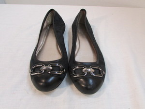 lot 82 image: Authentic Coach Shoes