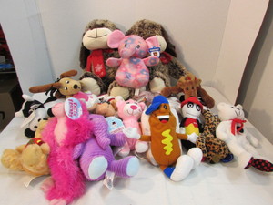 lot 93 image: Plush Toys