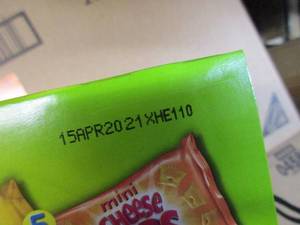 lot 131 image: Nabisco Cracker Packs