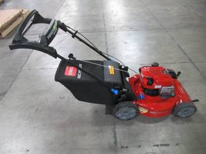 lot 58 image: Toro Recycler 22 in. Briggs & Stratton SmartStow Personal Pace High-Wheel Drive Gas Walk Behind Self Propelled Lawn Mower 21465