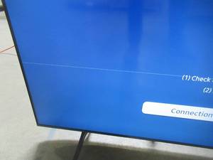 lot 38 image: SAMSUNG 65 Class 4K Crystal UHD (2160P) LED Smart TV with HDR UN65TU7000 2020