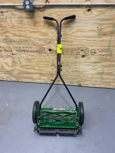 lot 29 image: SCOTTS 16 in. Manual Walk Behind Push Reel Lawn Mower