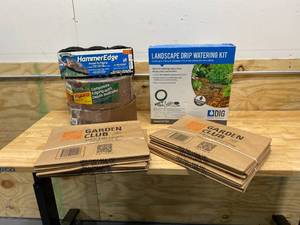lot 30 image: Lot of Lawn and Garden Items