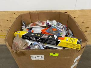 lot 54 image: Lot of Home Depot Returns
