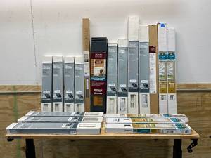 lot 55 image: Lot of 19-  Various Window Blinds