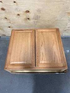 lot 70 image: HAMPTON BAY Hampton Assembled 36x30x12 in. Wall Kitchen Cabinet in Medium Oak
