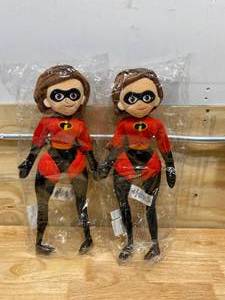lot 114 image: DISNEY PIXAR Lot of 2-  Incredibles 2 Mrs. Incredible Disney Plush Dolls 18
