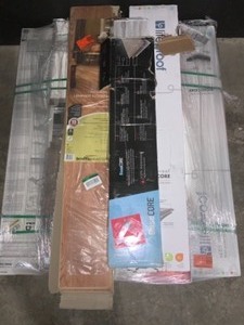 lot 56 image: ASSORTED VINYL WOOD FLOORING. SEE PICTURES