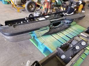 lot 225 image: Chrome Pickup Truck Rear Bumper with Rubber Step Guard