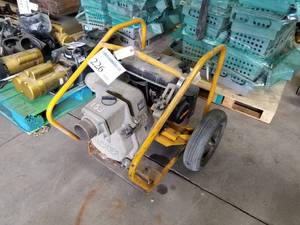 lot 226 image: Wacker Pump PT8R  with Wisconsin Robin Air Cooled Engine WI-280