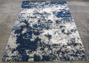 lot 425 image: Thomasville Hudson 5ft 3in X 7ft 5in Luxury Blue White Shag Rug