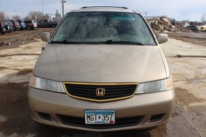 lot 7262 image: 2000 Honda Odyssey EX