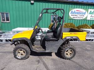 lot 1 image: CFMOTO 4 x  4 Side by side