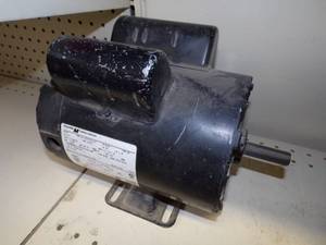 lot 38 image: Electric Motor