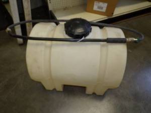 lot 41 image: 35 Gallon Water Tank