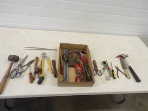 lot 50 image: Assorted Tools